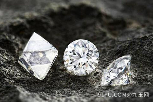 钻石与锆石有什么区别